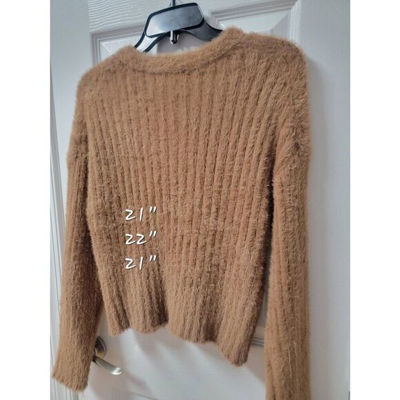 Aritzia Cozy Fuzzy Ulmann Sweater XS - Picture 4 of 10